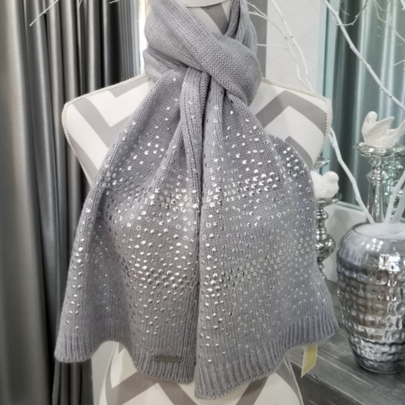 MICHAEL KORS NAILHEAD SCARF - Picture 2 of 4